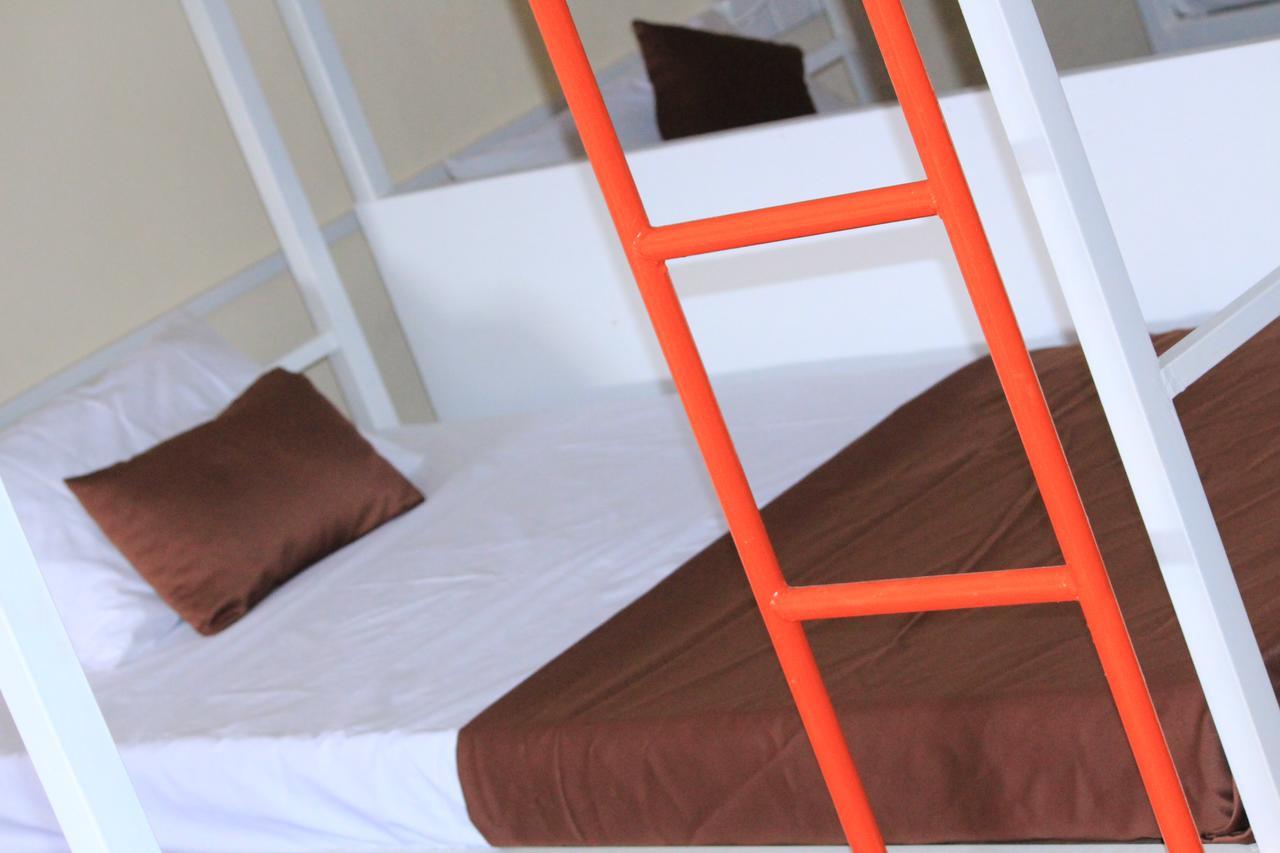 Beach Break Surf Hostel فيليغاما المظهر الخارجي الصورة
