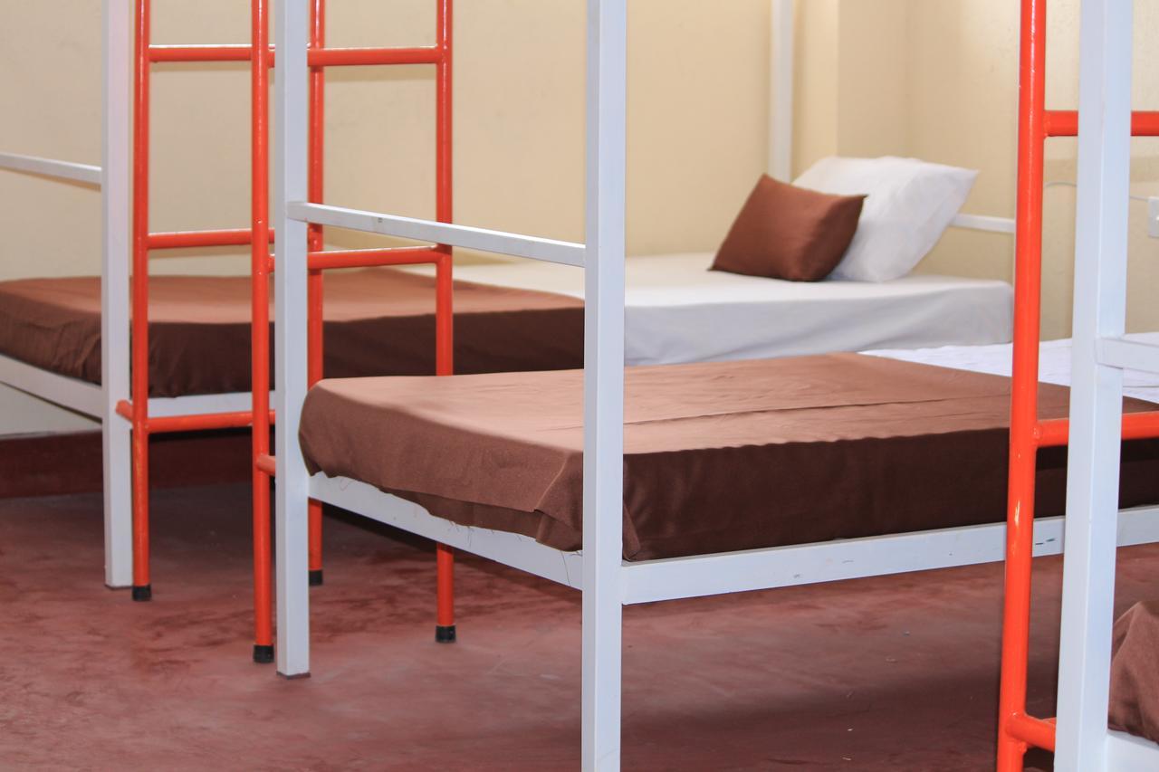 Beach Break Surf Hostel فيليغاما المظهر الخارجي الصورة